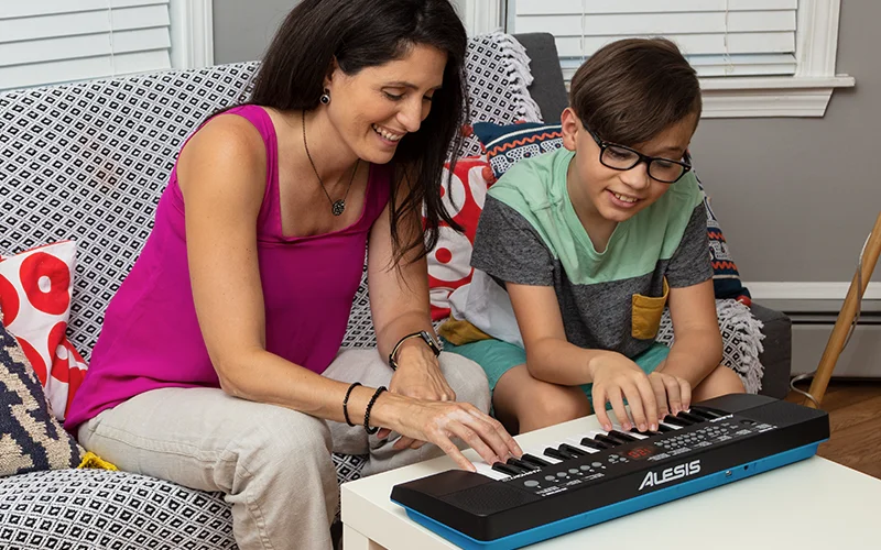 ALESIS HARMONY 32 ALESIS HARMONY 32