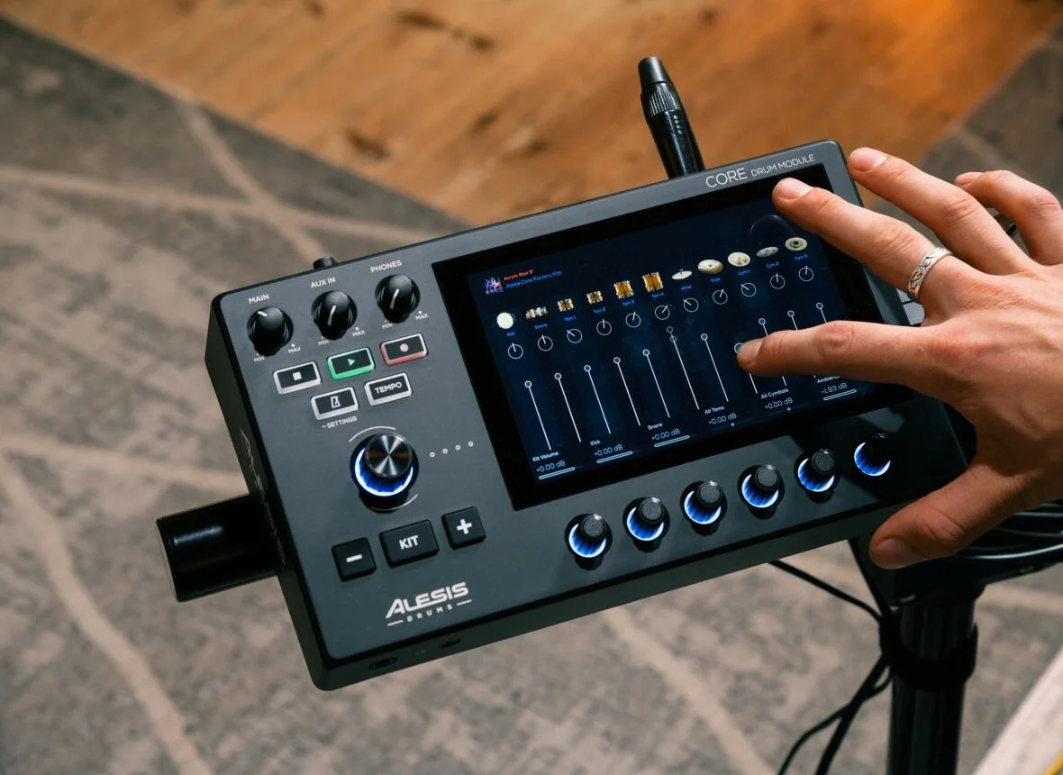 Alesis Strata Core Alesis Strata Core