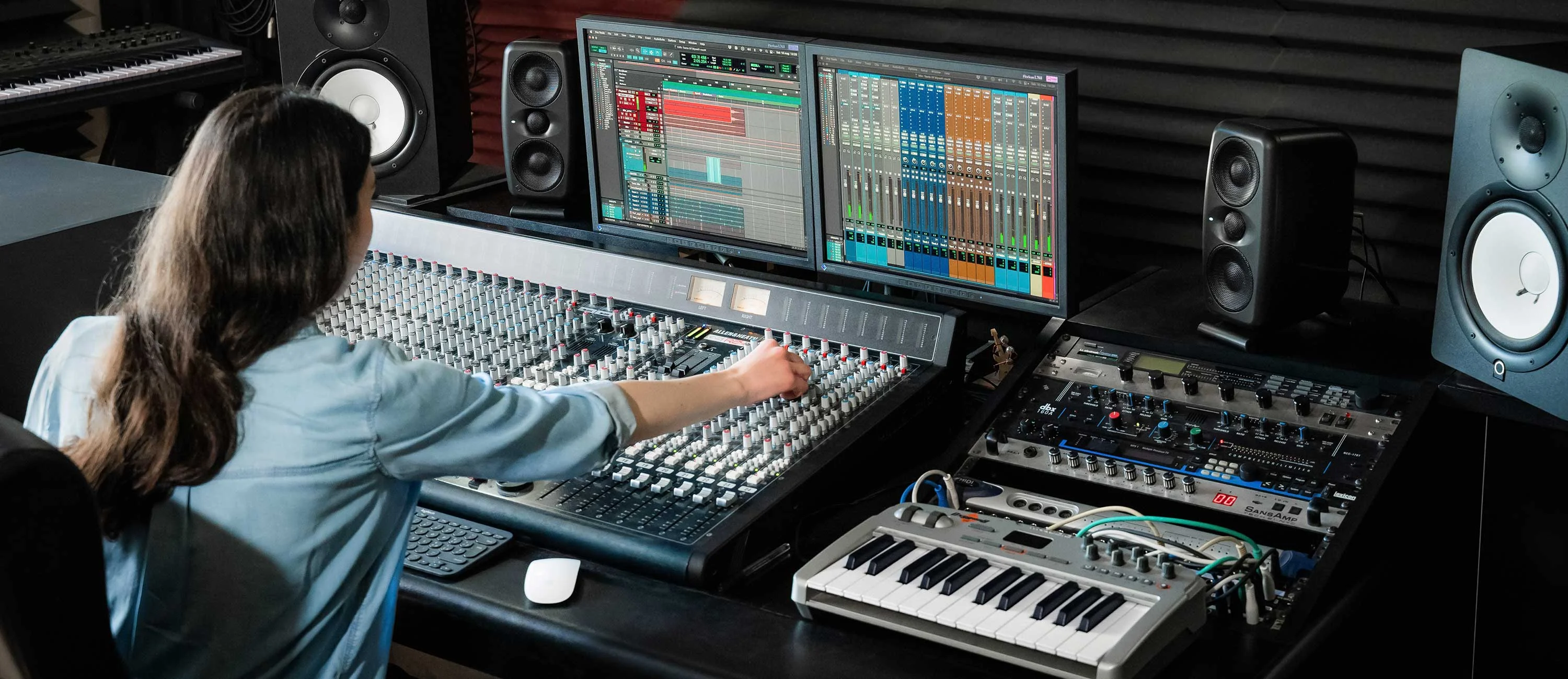 iLoud MTM MKII iLoud MTM MKII