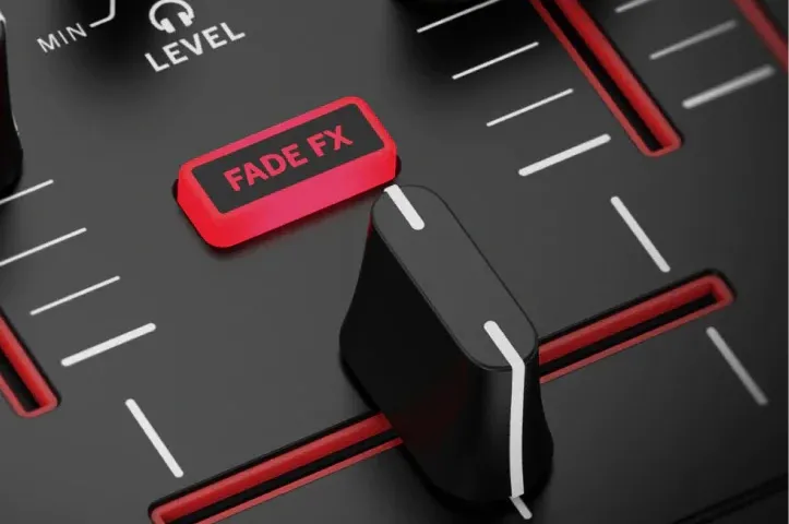 Numark Party Mix III - Функція Fade FX