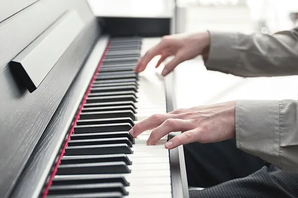Yamaha Arius YDP-S56 клавіатура Yamaha Arius YDP-S56 клавіатура