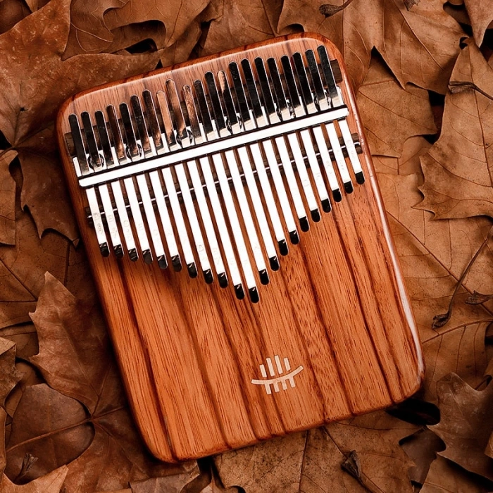 Hluru KY21 Red Rosewood