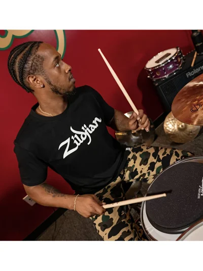 Футболка Zildjian Classic Logo Black T-Shirt Small