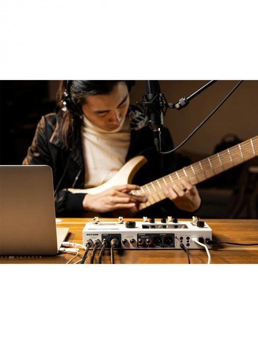 Гітарний процесор Гітарний процесор Hotone Audio Ampero II Stage