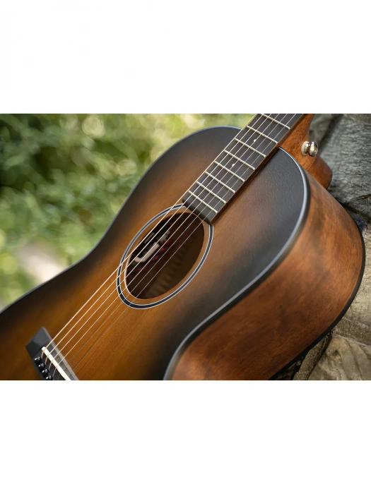Cort Core-PE Mahogany (Open Pore Black Burst)