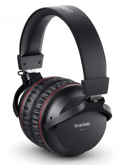 Аудіоінтерфейс Focusrite Scarlett 2i2 Studio 4th Gen