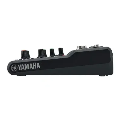 Мікшерний пульт Yamaha MG06