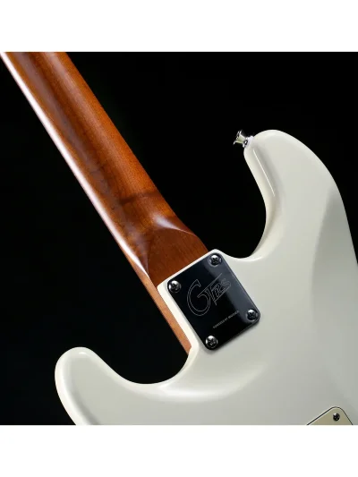 Електрогітара Mooer GTRS Standard S801 (White)