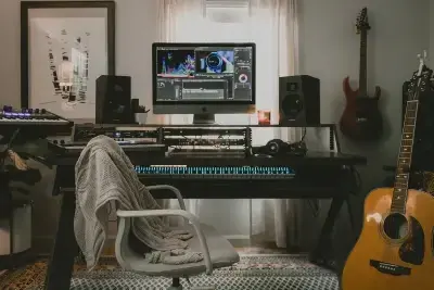 Студійний монітор Adam Audio T5V