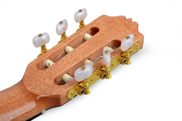 Класична гітара Admira A2