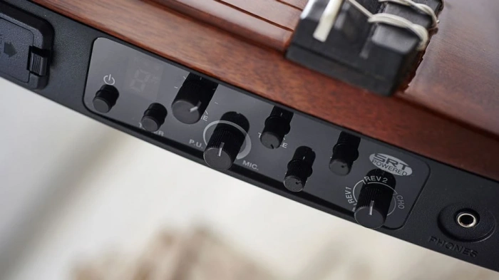 Silent гітара Silent гітара Yamaha SLG200N (Crimson Red Burst)