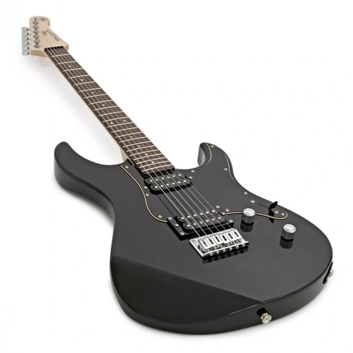 Yamaha Pacifica 120H (Black)