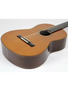 Yamaha GC32C