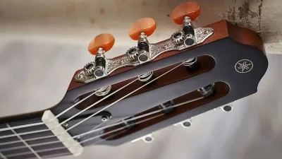Silent гітара Yamaha SLG200N (Tobacco Brown Sunburst)