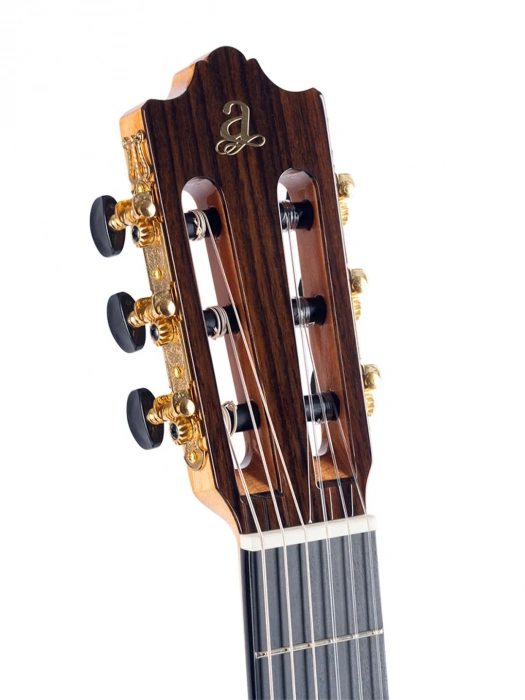 Класична гітара Класична гітара Admira Carmen