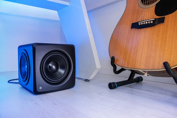 Студійний монітор Студійний монітор IK Multimedia iLoud Sub