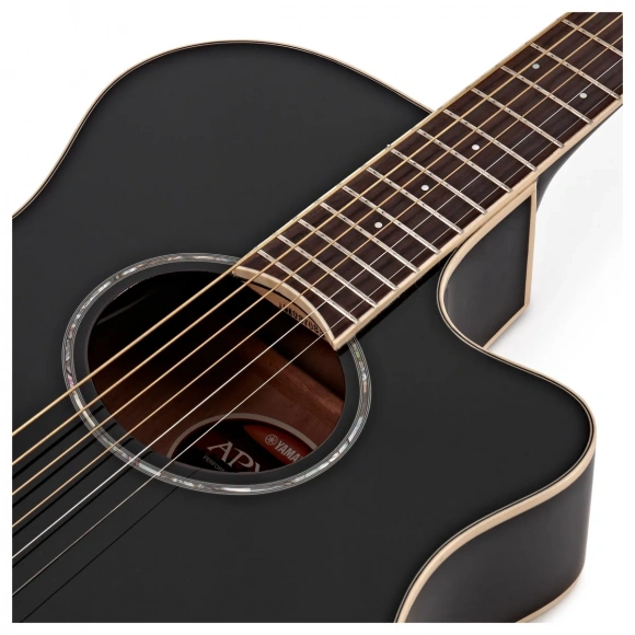 Электро-акустическая гитара Yamaha APX600 (Black) Электро-акустическая гитара Yamaha APX600 (Black)