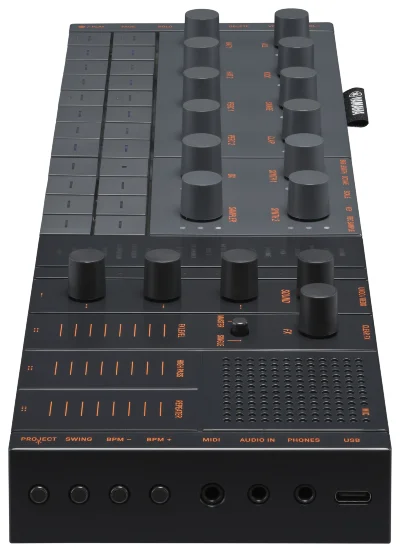 Синтезатор Yamaha SEQTRAK (Black)