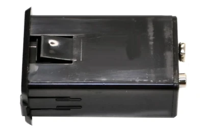 Відсік для батарейок Yamaha 22834201 9V Battery Box Holder