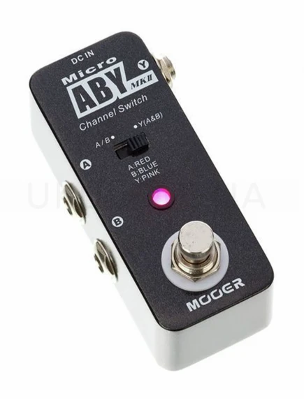 Гитарная педаль Mooer Micro ABY MKII