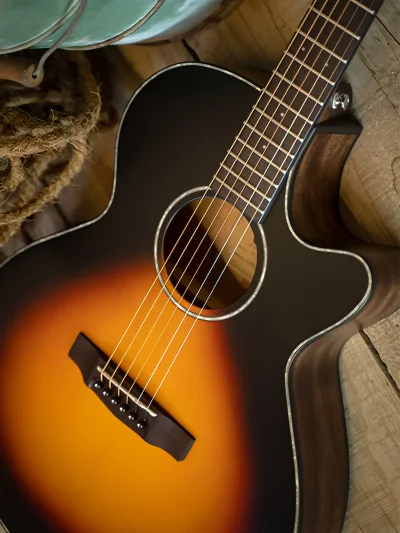 Електро-акустична гітара Cort SFX-E (3-Tone Sunburst Satin)