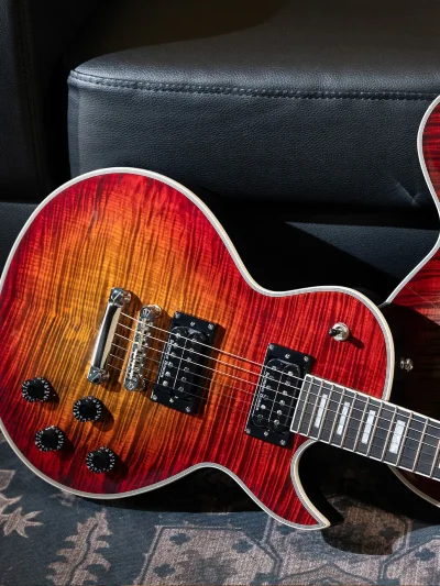 Електрогітара Cort CR300 Deluxe (Flaming Burst)