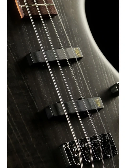 Бас-гітара Бас-гітара Warwick Teambuilt Pro Series Corvette Ash 4-String A/A (Nirvana Black Transparent Satin)