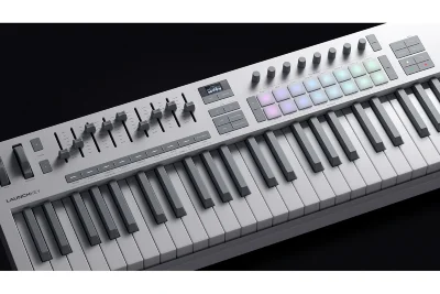 MIDI клавіатура Novation Launchkey 49 MK4 White Edition
