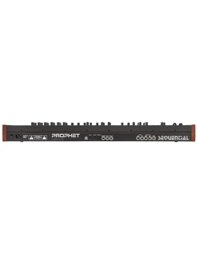 Синтезатор Sequential Prophet Rev2-8