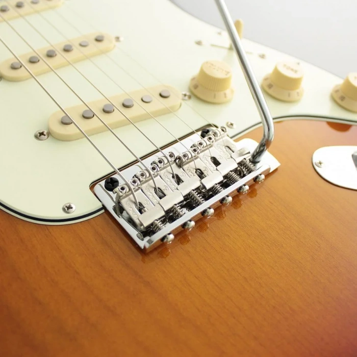 FGN NST100RAL-3TS Neo Classic (3-Tone Sunburst)