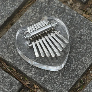 Overtone Mini Kalimba 8 Keys Acrylic Heart