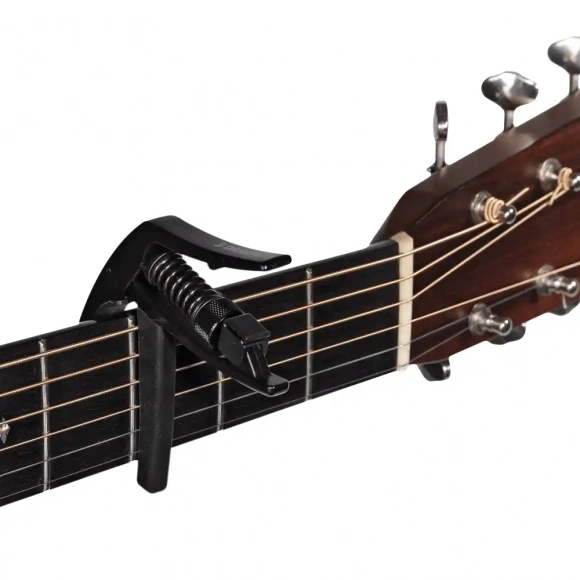 Каподастр D'Addario PW-CP-10 Artist Capo (Black) Каподастр D'Addario PW-CP-10 Artist Capo (Black)