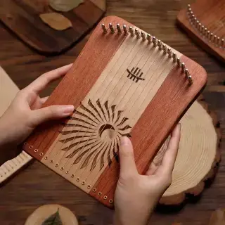 Hluru Kalyre 17 strings Maple＆Zambian Padauk