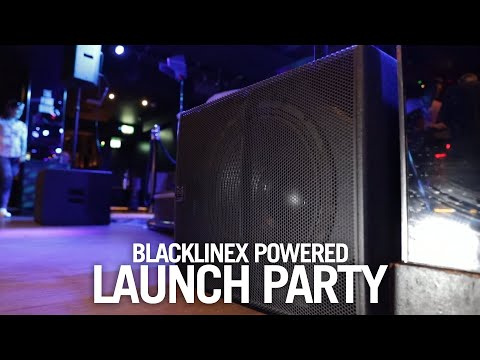 Сабвуфер Сабвуфер Martin Audio Blackline X Powered XP118