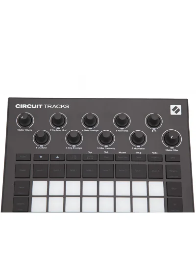 Синтезатор Novation Circuit Tracks