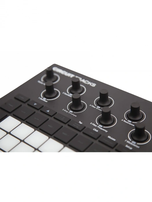 Синтезатор Синтезатор Novation Circuit Tracks