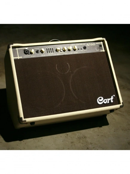 Комбоусилитель Cort AF60