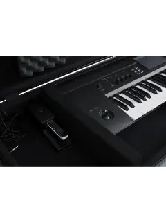 Gator GTSA-KEY76 TSA ATA Molded 76-note w/ Wheels