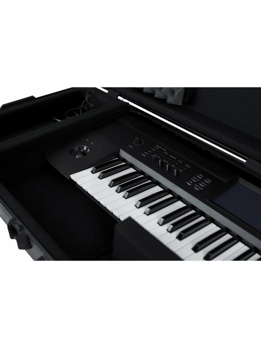 Кейс для синтезатора Кейс для синтезатора Gator GTSA-KEY76 TSA ATA Molded 76-note Keyboard Case w/ Wheels