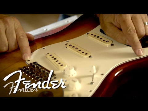 Пікгард панель Пікгард панель Fender Pickguard for Strat S/S/S 11-Hole Gold Anodized