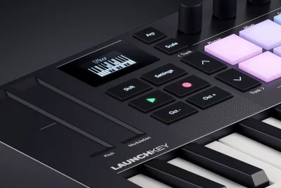 MIDI клавіатура Novation Launchkey Mini 25 MK4