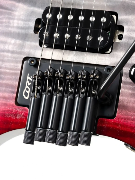 Електрогітара Електрогітара Cort Space G6TR (Semi Gloss Lava)