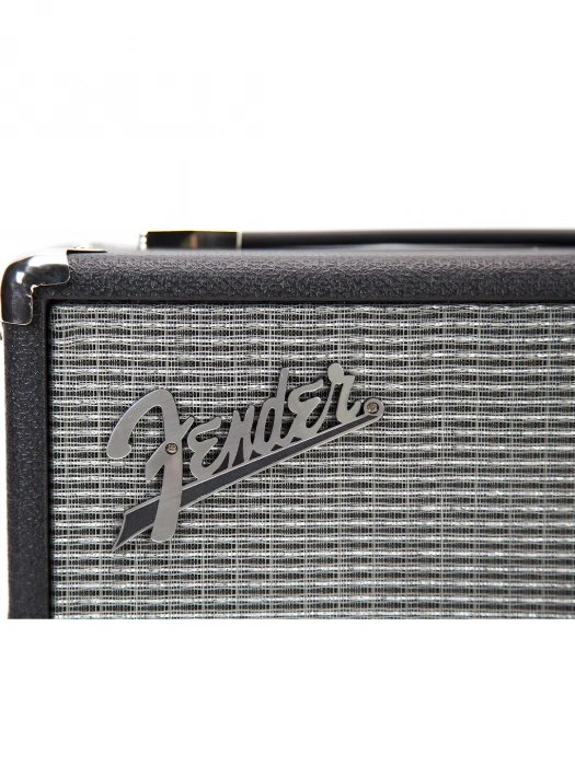 Комбопідсилювач Комбопідсилювач Fender Rumble 15 Bass