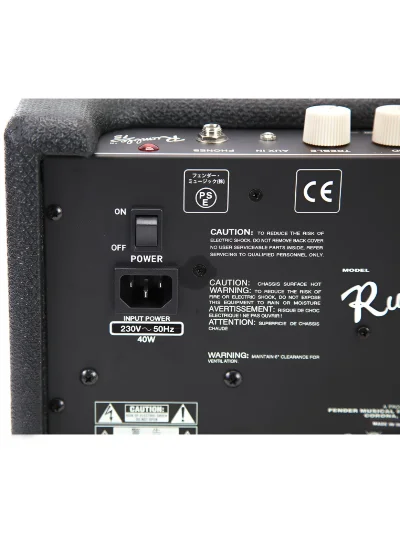Комбопідсилювач Fender Rumble 15 Bass