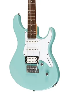 Yamaha Pacifica 112V (Sonic Blue)