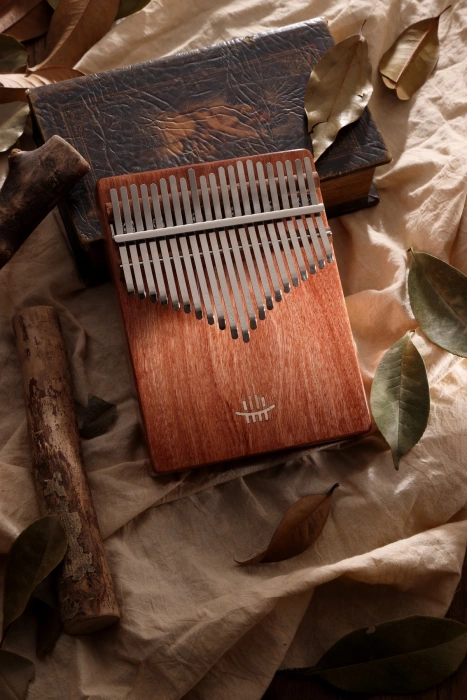 Калімба Калімба Hluru KC21 Zambian Padauk (21 нота, замбійський падук)