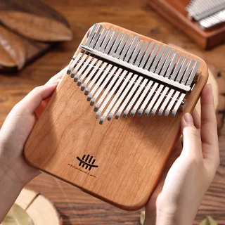 Hluru KY21 Cherry Artist Collaboration Kalimba