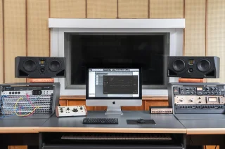 Adam Audio A77H