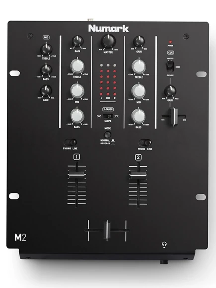DJ микшер Numark M2