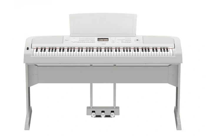 Yamaha DGX-670 (White)